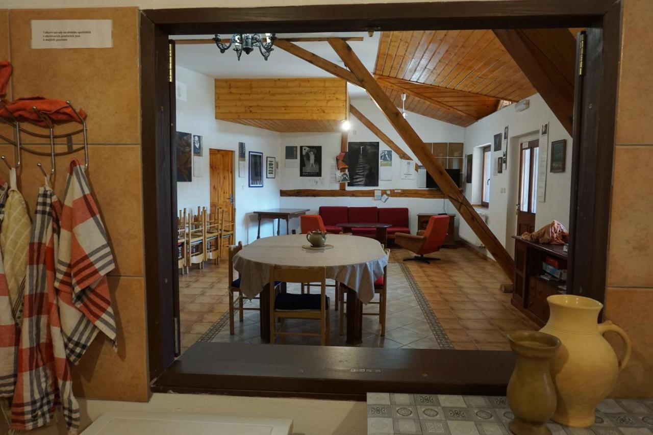 Apartament Mlyn-Osvracin Zewnętrze zdjęcie
