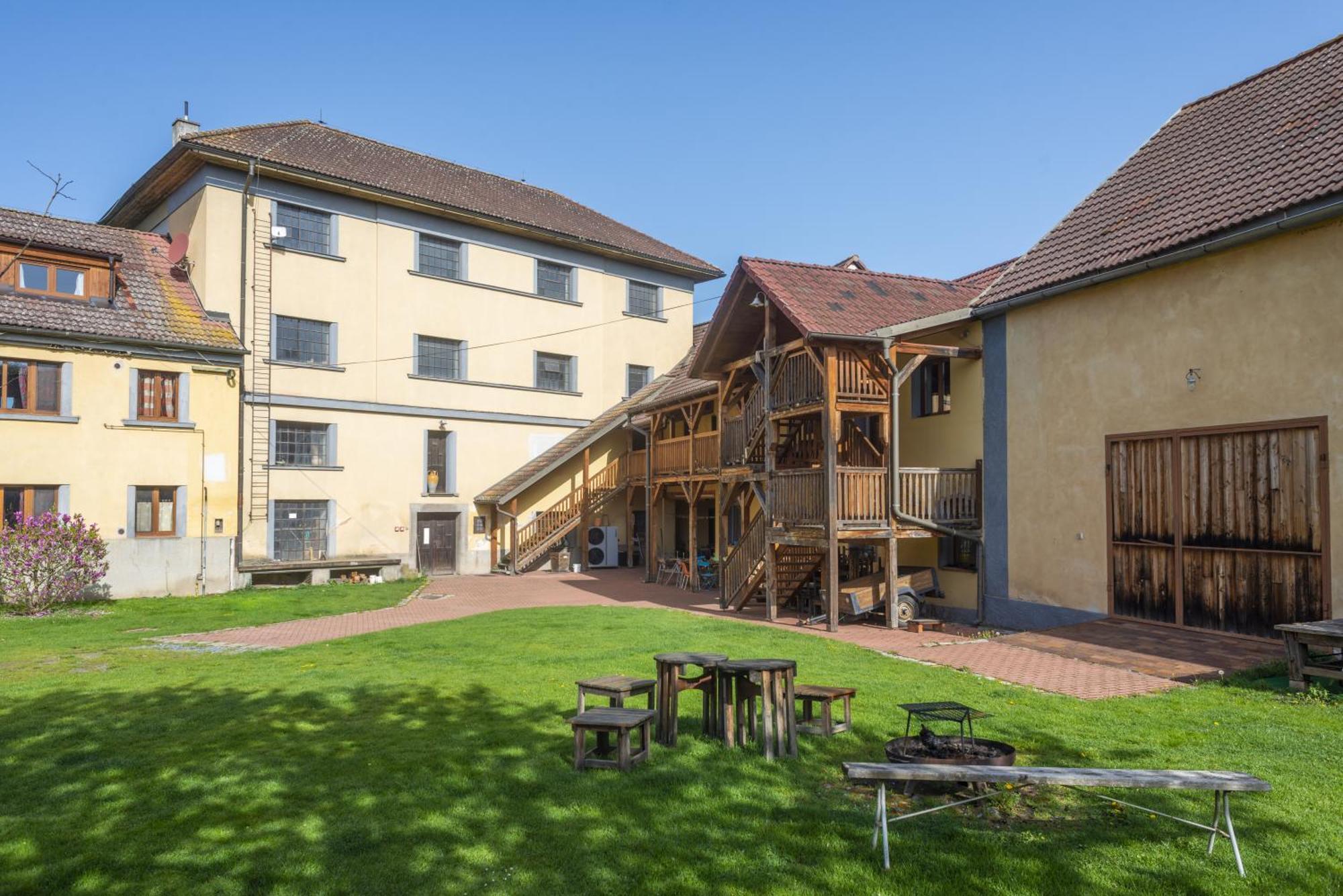 Apartament Mlyn-Osvracin Zewnętrze zdjęcie