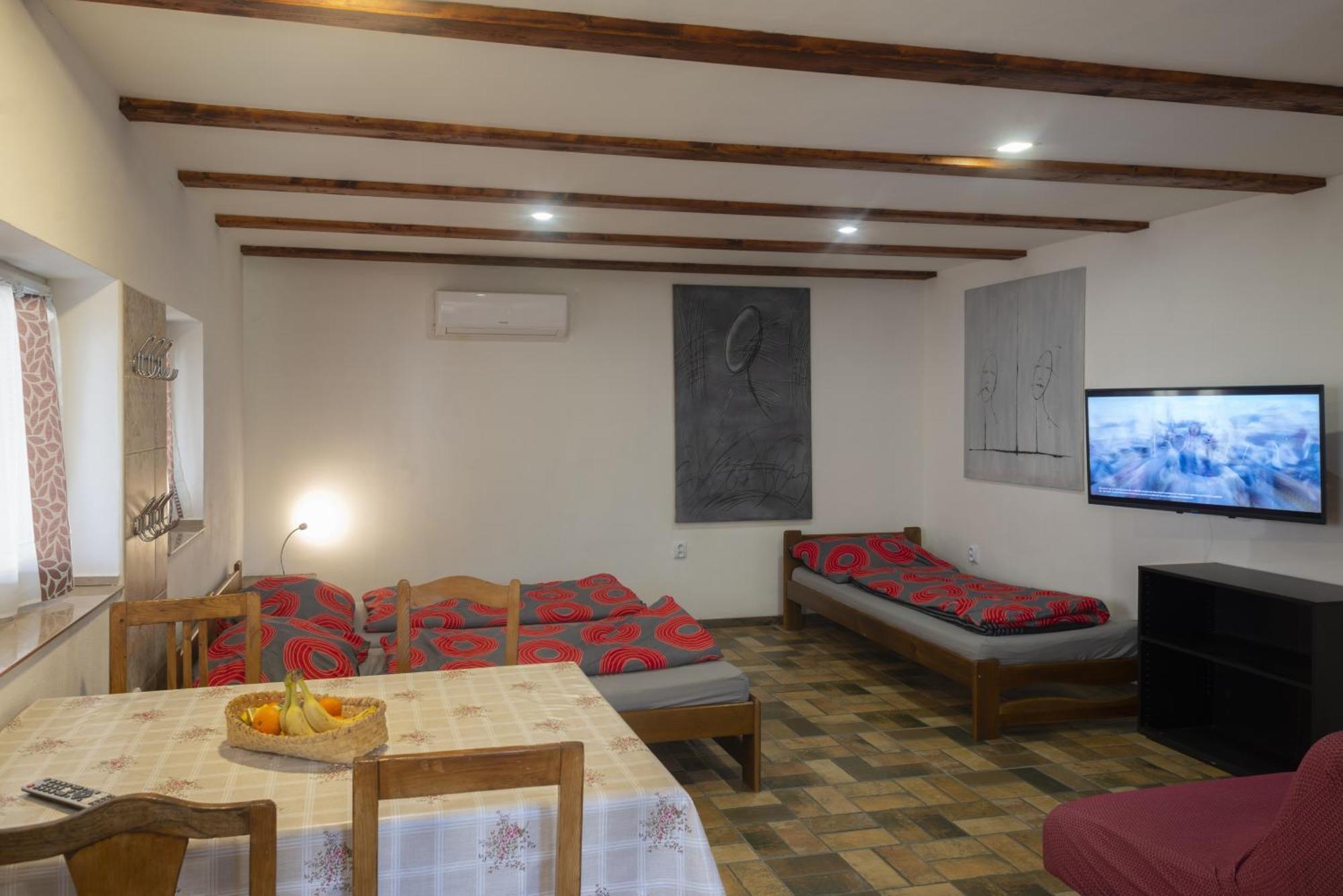 Apartament Mlyn-Osvracin Zewnętrze zdjęcie